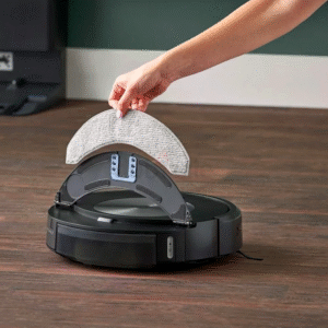 http://iRobot%20Roomba%20Combo%20j7+