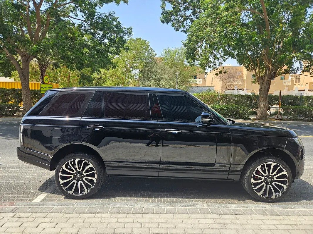 VIP Seats Range Rover Autobiography - Image 2