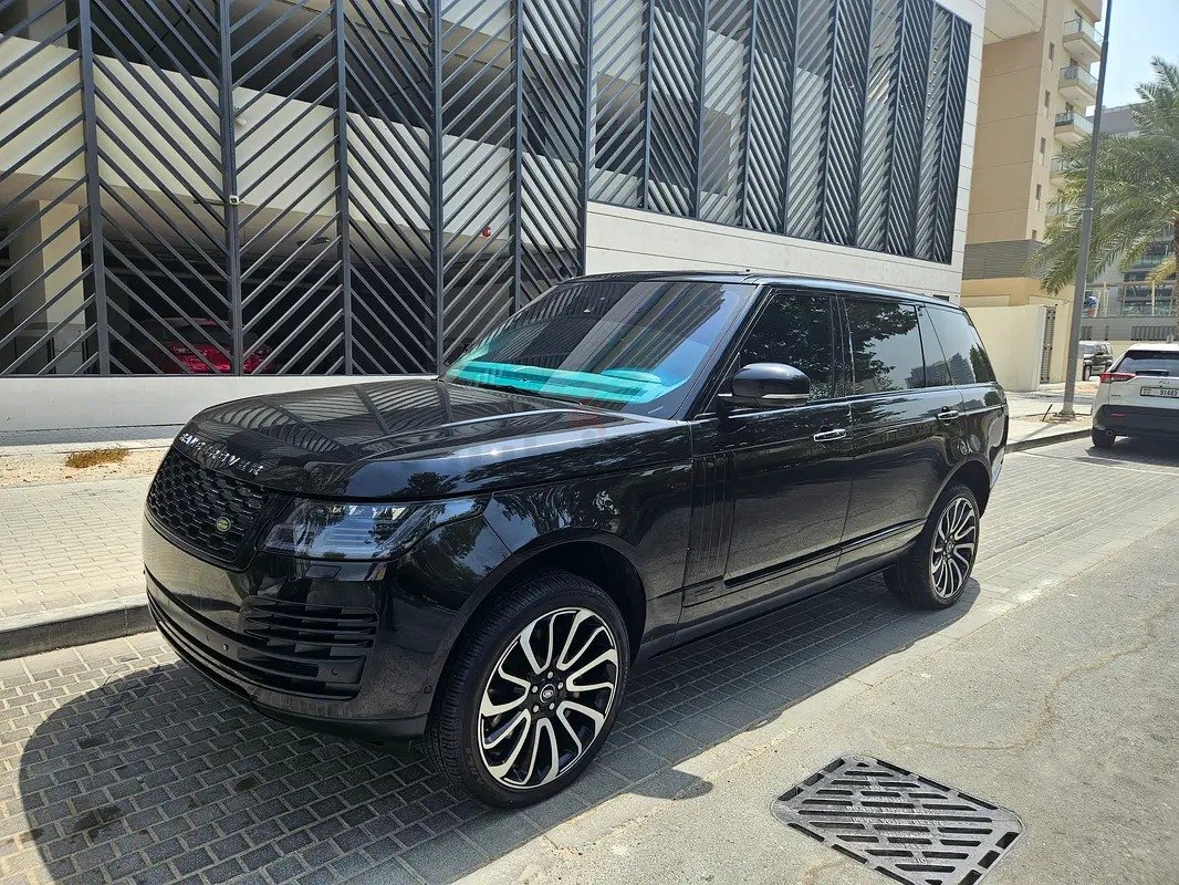 VIP Seats Range Rover Autobiography - Image 4